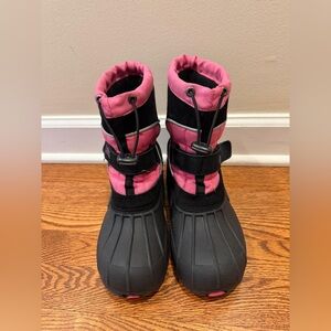 Cozy Pink and Black Kids Snow Boots